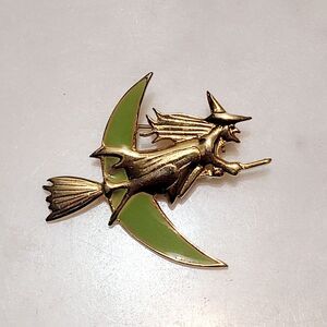 Witch On Broomstick Brooch With Moon Goldtone Approx 1.75 In